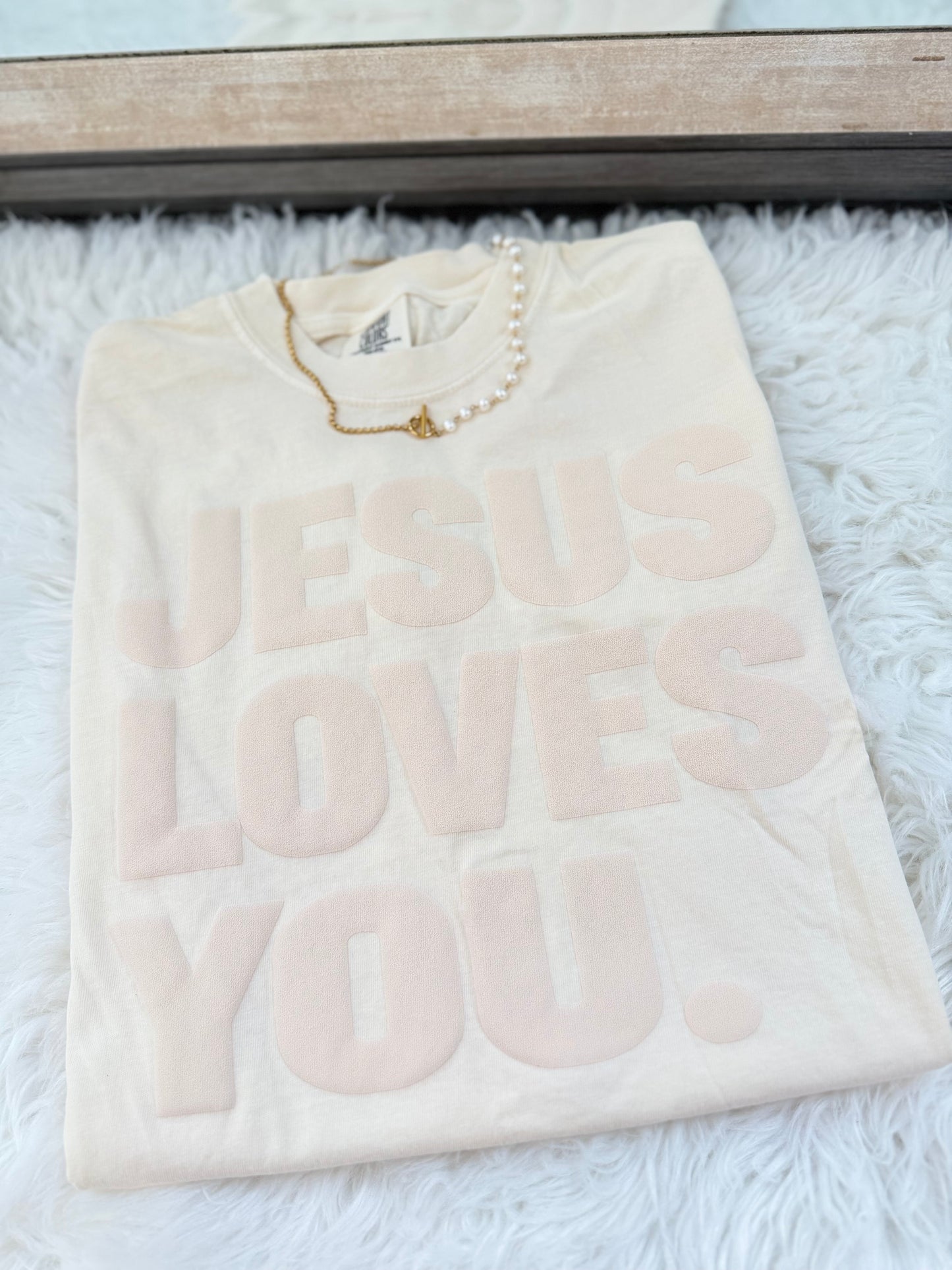 JESUS LOVES YOU Puff Tee