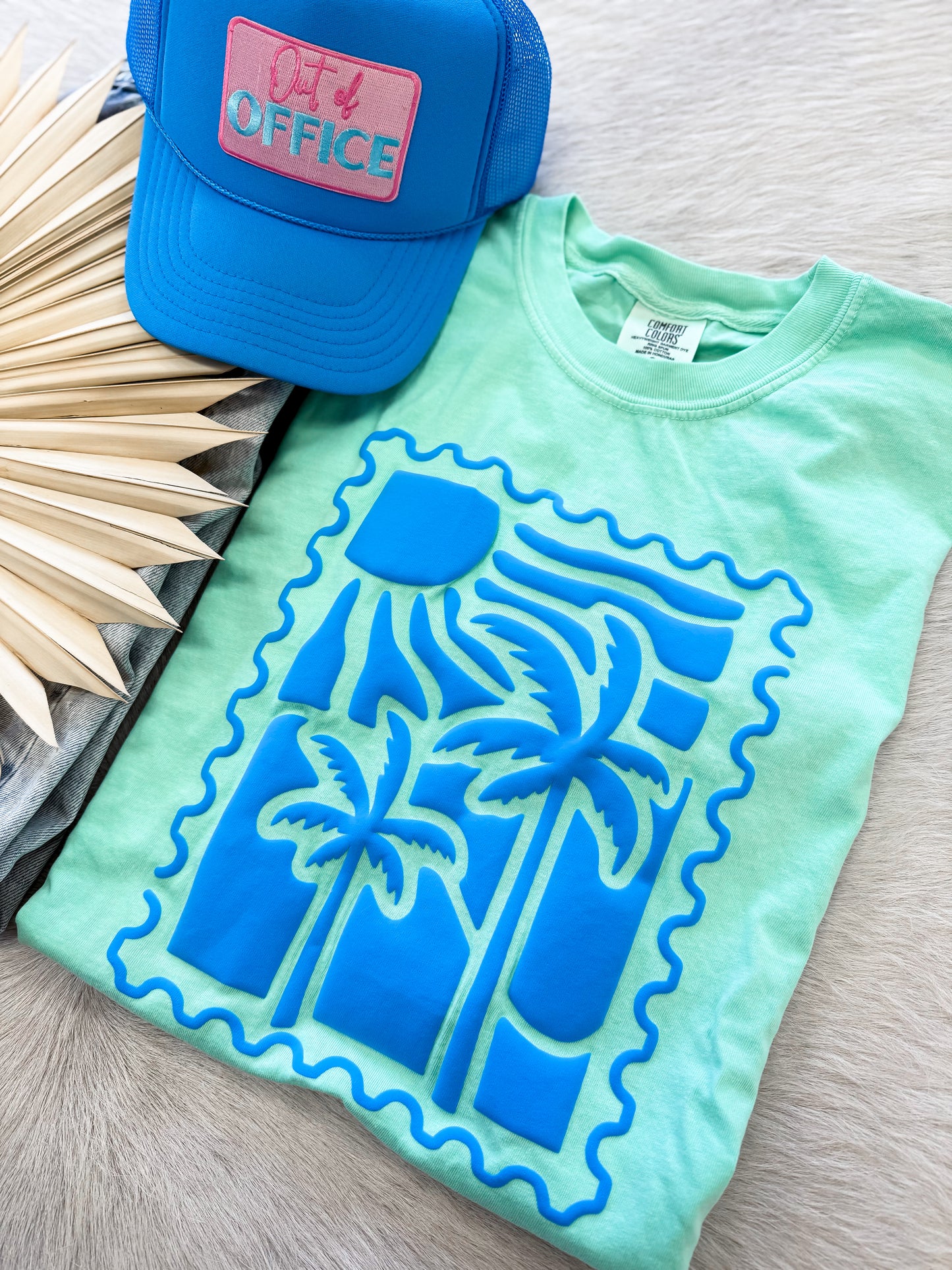 Sunny Days Puff Stamp Tee