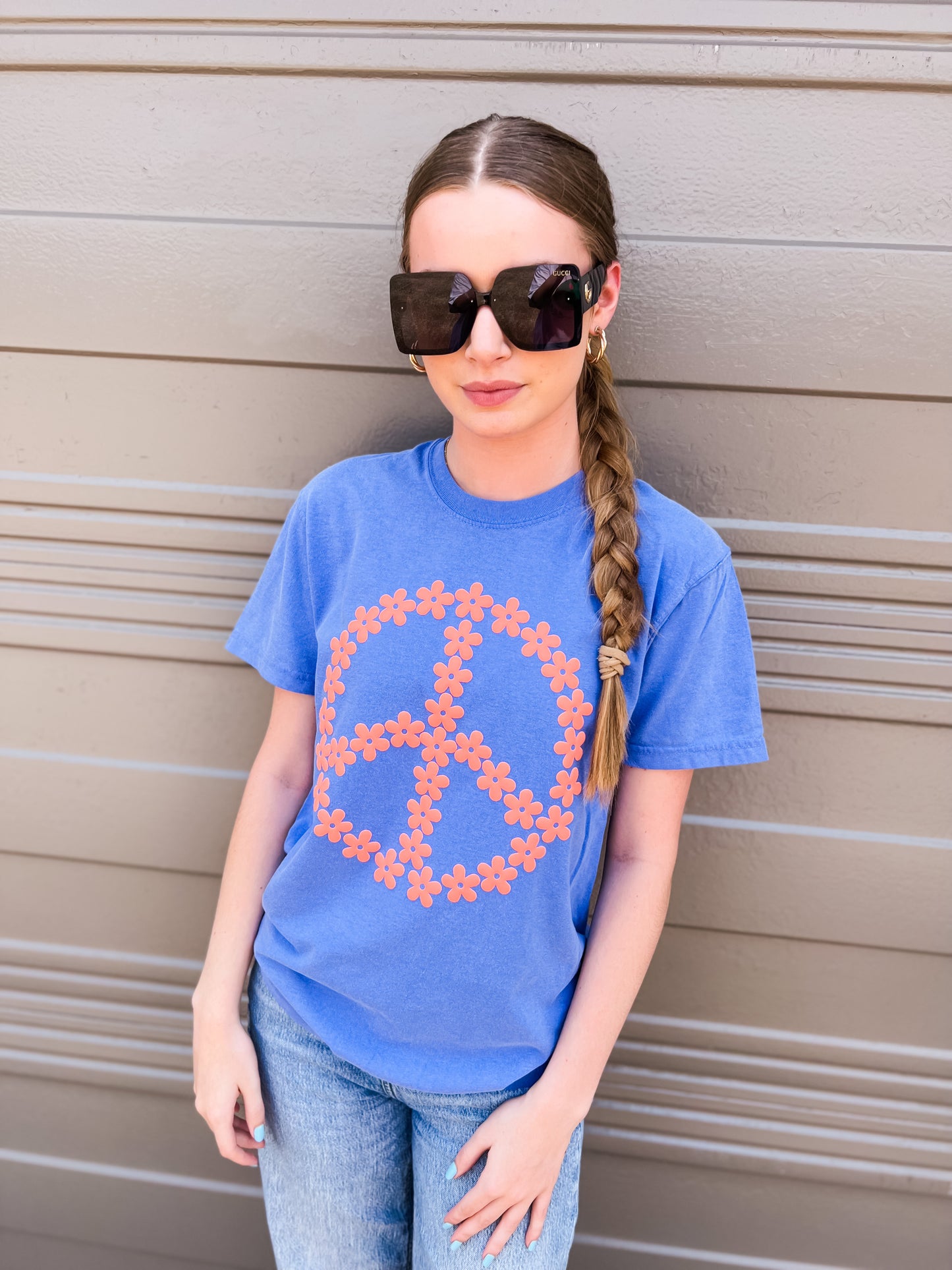 Flower Peace Sign Puff Tee