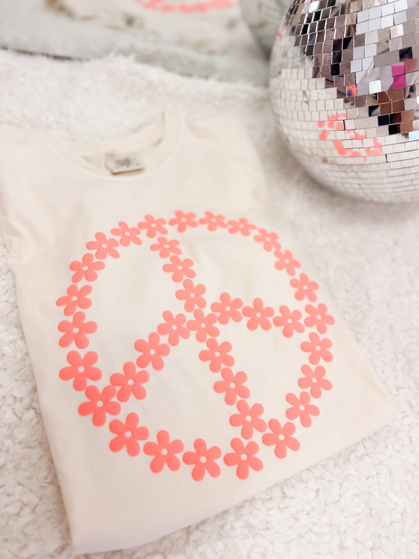 Flower Peace Sign Puff Tee