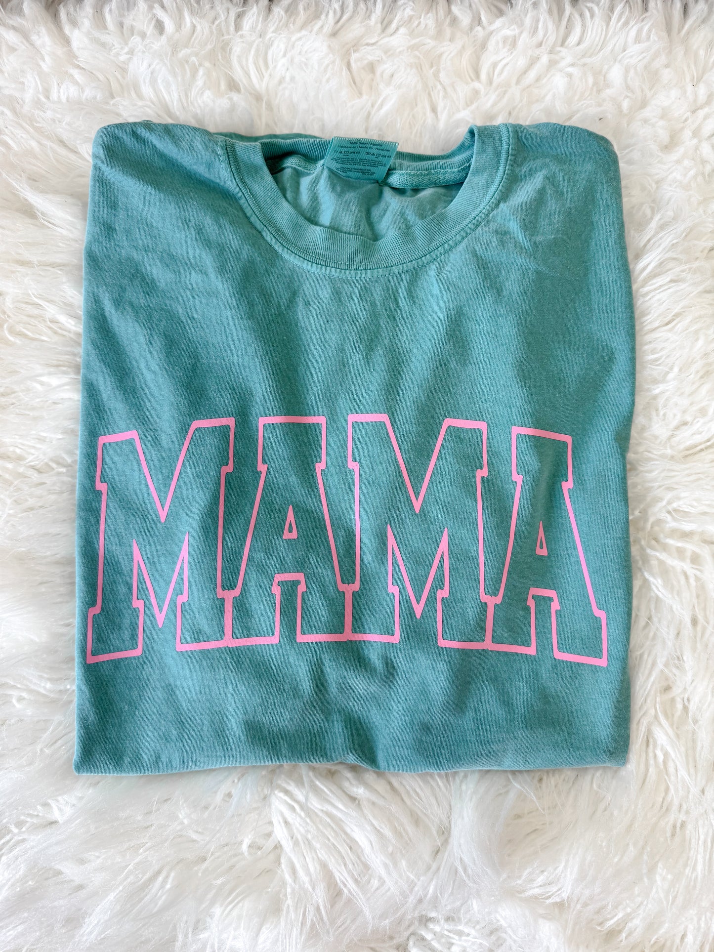 Mama Outline Comfort Colors Tee