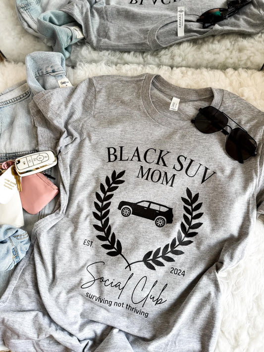 Black SVU Mom Tee