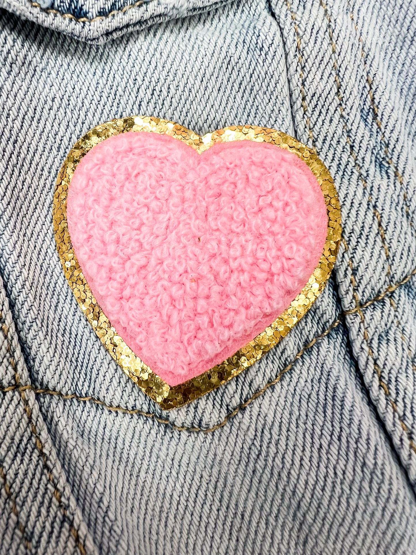 Chenille heart patch